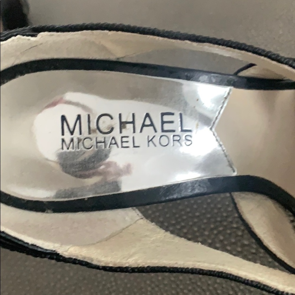 Michael Michael kors, platform, ankle strap. Sz 5 - Picture 10 of 12